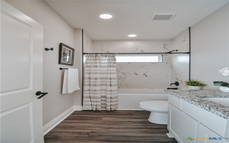 321 Whitetail Lane, Victoria, TX 77905, 3 Habitaciones Habitaciones , ,3 BañosBaños,Residential,En Venta,321 Whitetail Lane,0,606059