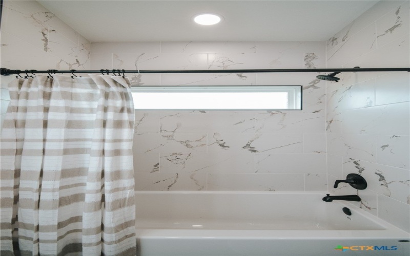 321 Whitetail Lane, Victoria, TX 77905, 3 Habitaciones Habitaciones , ,3 BañosBaños,Residential,En Venta,321 Whitetail Lane,0,606059