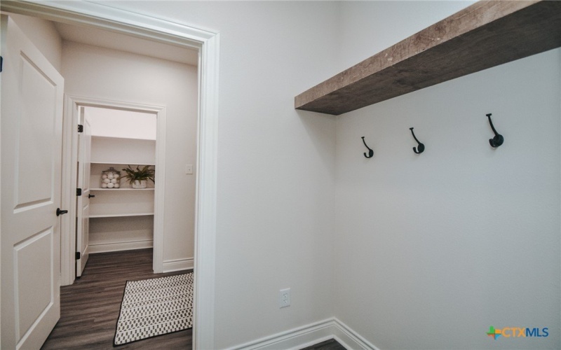 321 Whitetail Lane, Victoria, TX 77905, 3 Habitaciones Habitaciones , ,3 BañosBaños,Residential,En Venta,321 Whitetail Lane,0,606059