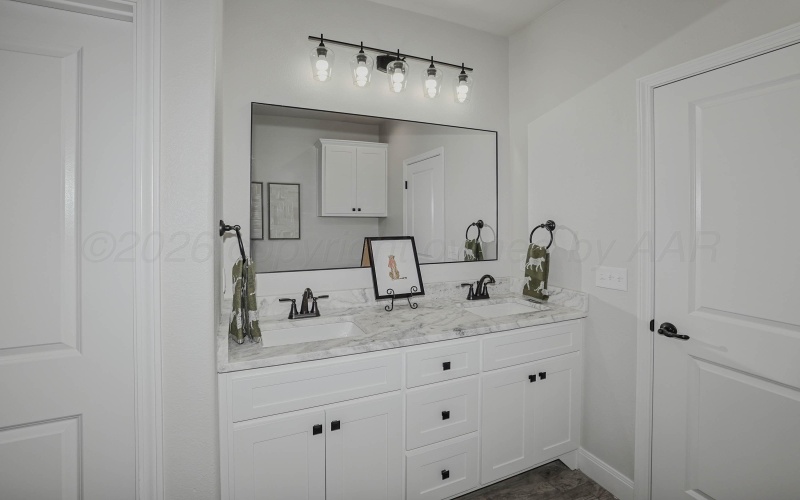 2804 CONNER Drive, Canyon, TX 79015-4202, 3 Habitaciones Habitaciones , ,2 BañosBaños,Residential,En Venta,2804 CONNER Drive,0,26-1916