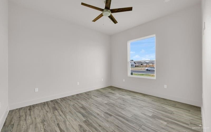 2305 Trinity Avenue, McAllen, TX 78504, 3 Habitaciones Habitaciones , ,2 BañosBaños,Residential,En Venta,2305 Trinity Avenue,0,497218