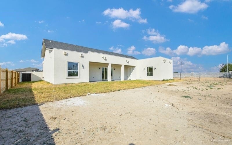 2305 Trinity Avenue, McAllen, TX 78504, 3 Habitaciones Habitaciones , ,2 BañosBaños,Residential,En Venta,2305 Trinity Avenue,0,497218