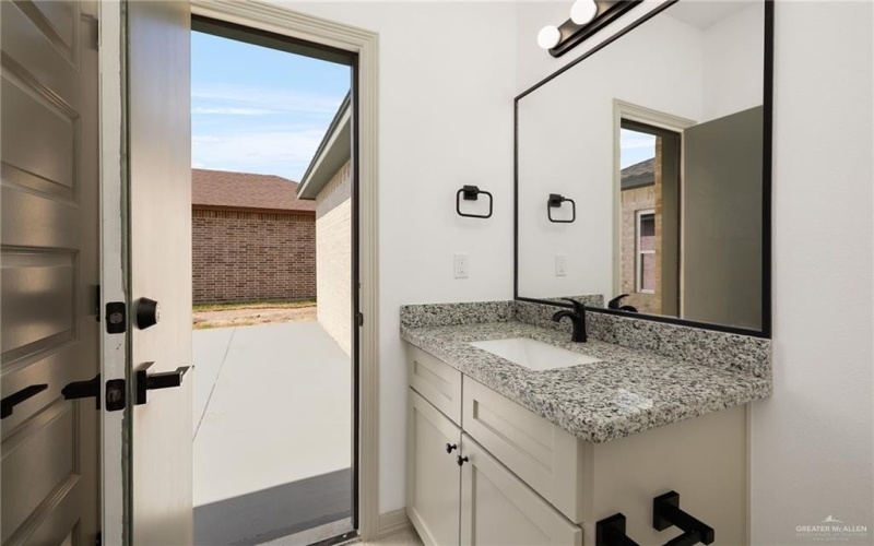 17998 Green Jay Drive, Primera, TX 78552, 3 Bedrooms Bedrooms, ,2 BathroomsBathrooms,Residential,For Sale,17998 Green Jay Drive,0,497293