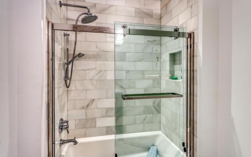 90 Island Drive, Horseshoe Bay, TX 78657, 3 Habitaciones Habitaciones , ,2 BañosBaños,Residential,En Venta,90 Island Drive,0,176773