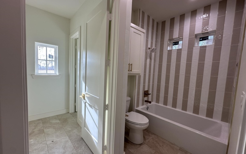 205 Thorn Briar Trail, Longview, TX 75602, 4 Bedrooms Bedrooms, ,3 BathroomsBathrooms,Residential,For Sale,205 Thorn Briar Trail,0,20261532