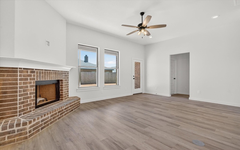 809 E 30th Street, Wolfforth, TX 79382, 3 Habitaciones Habitaciones , ,2 BañosBaños,Residential,En Venta,809 E 30th Street,0,202602829