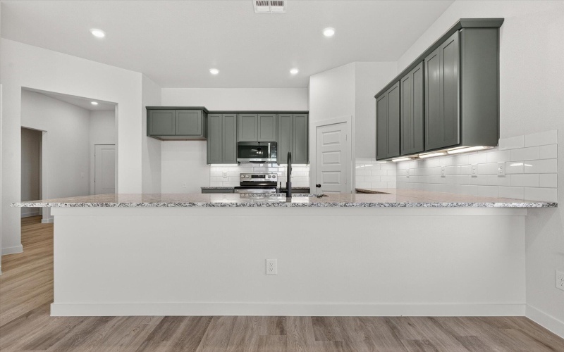 809 E 30th Street, Wolfforth, TX 79382, 3 Habitaciones Habitaciones , ,2 BañosBaños,Residential,En Venta,809 E 30th Street,0,202602829