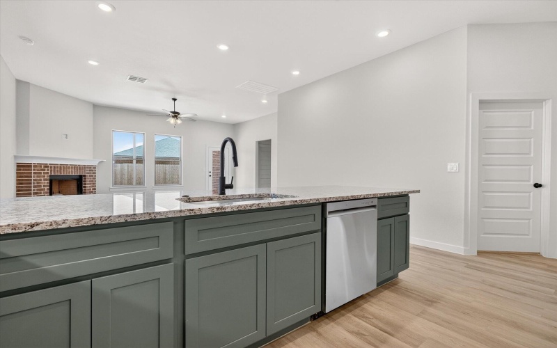 809 E 30th Street, Wolfforth, TX 79382, 3 Habitaciones Habitaciones , ,2 BañosBaños,Residential,En Venta,809 E 30th Street,0,202602829