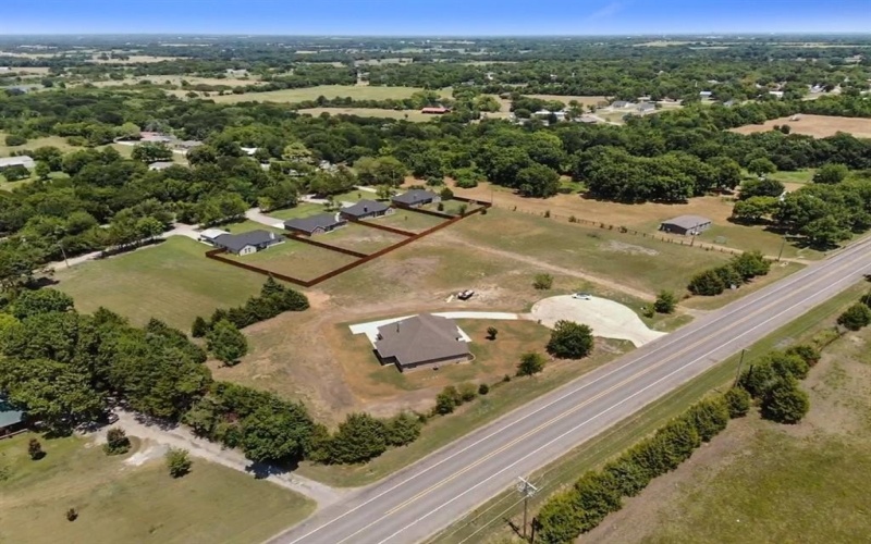 600 Samantha Circle, Ector, TX 75439, 3 Bedrooms Bedrooms, ,2 BathroomsBathrooms,Residential,For Sale,600 Samantha Circle,0,21188177