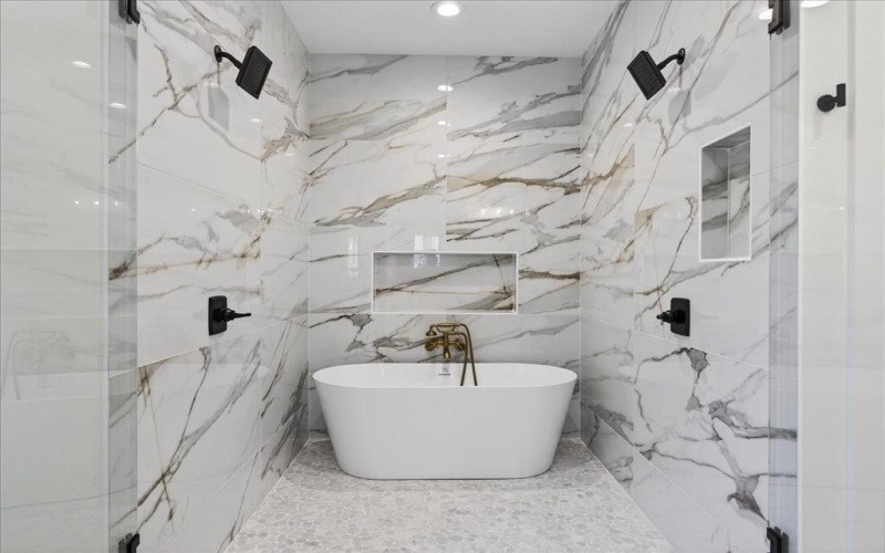 114 Castlewood Road, Enchanted Oaks, TX 75156, 4 Habitaciones Habitaciones , ,3 BañosBaños,Residential,En Venta,114 Castlewood Road,0,21192010