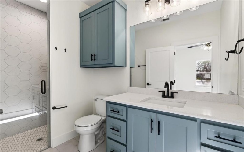 114 Castlewood Road, Enchanted Oaks, TX 75156, 4 Habitaciones Habitaciones , ,3 BañosBaños,Residential,En Venta,114 Castlewood Road,0,21192010