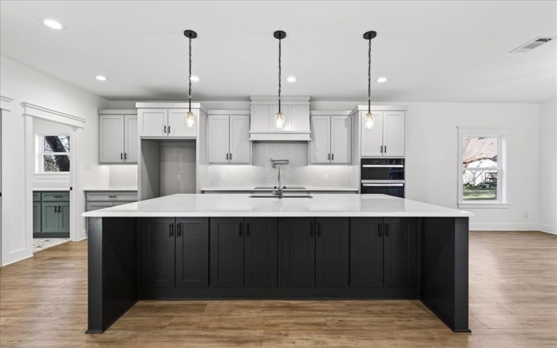 114 Castlewood Road, Enchanted Oaks, TX 75156, 4 Habitaciones Habitaciones , ,3 BañosBaños,Residential,En Venta,114 Castlewood Road,0,21192010