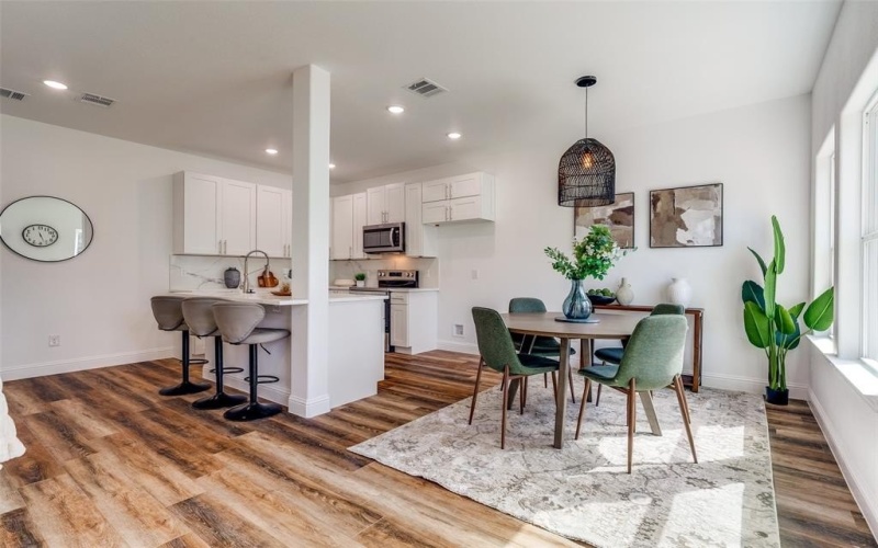 2621 Hillside Drive, Granbury, TX 76048, 3 Habitaciones Habitaciones , ,2 BañosBaños,Residential,En Venta,2621 Hillside Drive,0,21193153