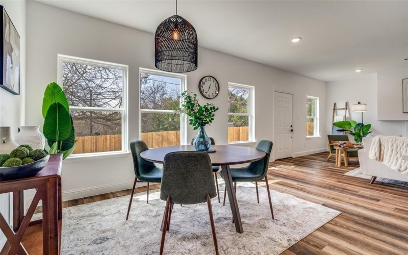 2621 Hillside Drive, Granbury, TX 76048, 3 Habitaciones Habitaciones , ,2 BañosBaños,Residential,En Venta,2621 Hillside Drive,0,21193153