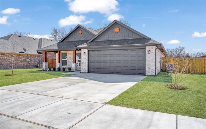 2024 Wyldewood Way, Sherman, TX 75092, 3 Bedrooms Bedrooms, ,2 BathroomsBathrooms,Residential,For Sale,2024 Wyldewood Way,0,21194773