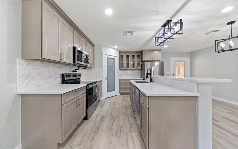 2505 Stewart Drive, Waco, TX 76708, 3 Habitaciones Habitaciones , ,2 BañosBaños,Residential,En Venta,2505 Stewart Drive,0,21195466