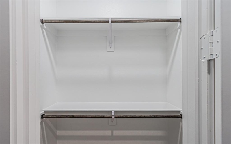 1818 Marfa Avenue, Dallas, TX 75216, 4 Habitaciones Habitaciones , ,3 BañosBaños,Residential,En Venta,1818 Marfa Avenue,0,21195598