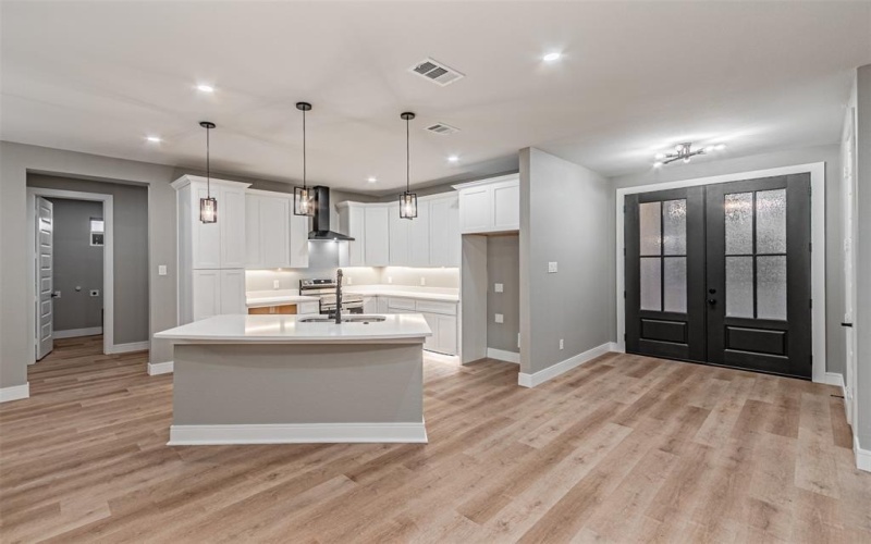 1818 Marfa Avenue, Dallas, TX 75216, 4 Habitaciones Habitaciones , ,3 BañosBaños,Residential,En Venta,1818 Marfa Avenue,0,21195598