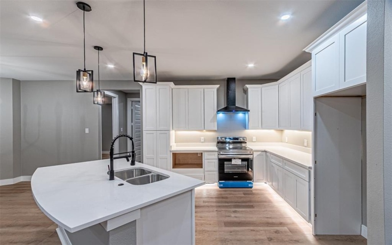 1818 Marfa Avenue, Dallas, TX 75216, 4 Habitaciones Habitaciones , ,3 BañosBaños,Residential,En Venta,1818 Marfa Avenue,0,21195598