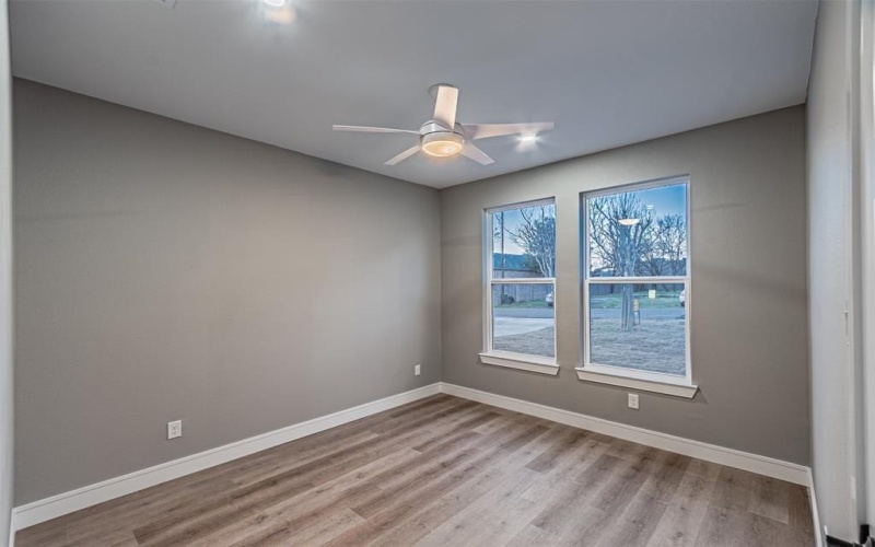 1818 Marfa Avenue, Dallas, TX 75216, 4 Habitaciones Habitaciones , ,3 BañosBaños,Residential,En Venta,1818 Marfa Avenue,0,21195598