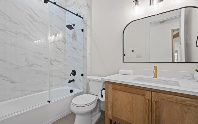 1040 Eagles Bluff Drive, Weatherford, TX 76087, 5 Habitaciones Habitaciones , ,3 BañosBaños,Residential,En Venta,1040 Eagles Bluff Drive,0,21195623