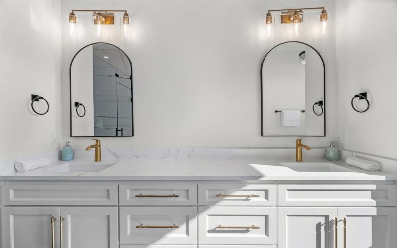 1040 Eagles Bluff Drive, Weatherford, TX 76087, 5 Habitaciones Habitaciones , ,3 BañosBaños,Residential,En Venta,1040 Eagles Bluff Drive,0,21195623