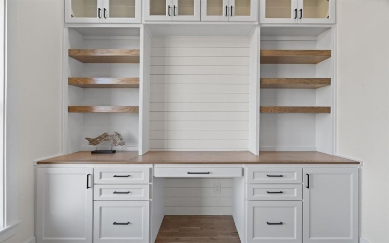 1040 Eagles Bluff Drive, Weatherford, TX 76087, 5 Habitaciones Habitaciones , ,3 BañosBaños,Residential,En Venta,1040 Eagles Bluff Drive,0,21195623