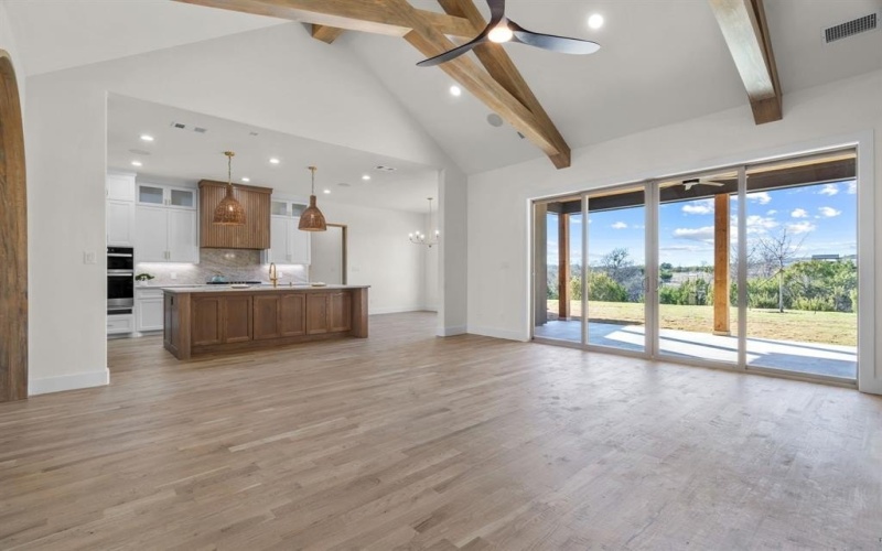 1040 Eagles Bluff Drive, Weatherford, TX 76087, 5 Habitaciones Habitaciones , ,3 BañosBaños,Residential,En Venta,1040 Eagles Bluff Drive,0,21195623