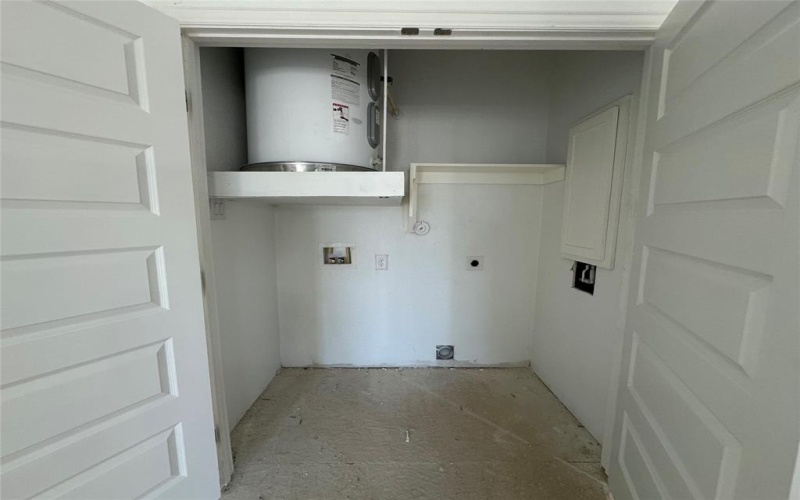 6800 Oak Crest Drive W, Kennedale, TX 76140, 15 Bedrooms Bedrooms, ,12 BathroomsBathrooms,Residential Multi Family,For Sale,6800 Oak Crest Drive W,0,21195683