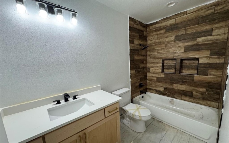 6800 Oak Crest Drive W, Kennedale, TX 76140, 15 Bedrooms Bedrooms, ,12 BathroomsBathrooms,Residential Multi Family,For Sale,6800 Oak Crest Drive W,0,21195683