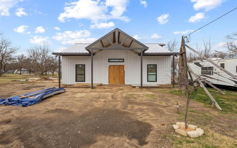 204 S Main Street, Ector, TX 75439, 3 Bedrooms Bedrooms, ,2 BathroomsBathrooms,Residential,For Sale,204 S Main Street,0,21195751
