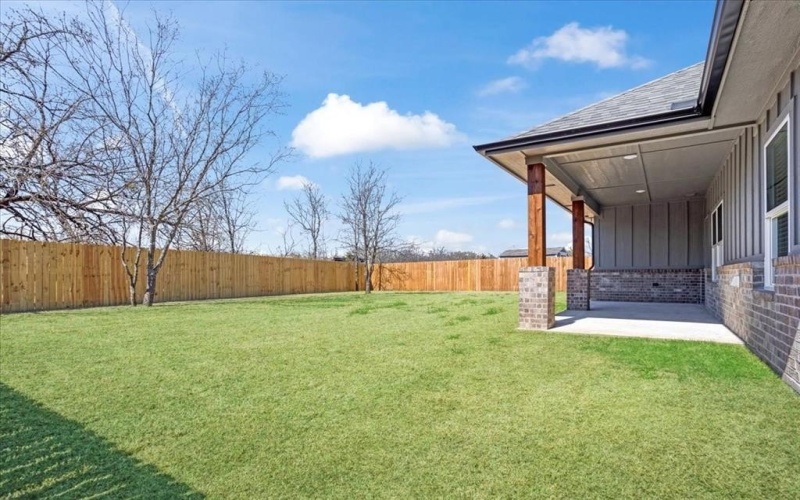 504 Courtney Drive, Sherman, TX 75092, 3 Bedrooms Bedrooms, ,2 BathroomsBathrooms,Residential,For Sale,504 Courtney Drive,0,21195858