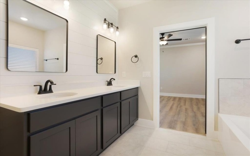 504 Courtney Drive, Sherman, TX 75092, 3 Bedrooms Bedrooms, ,2 BathroomsBathrooms,Residential,For Sale,504 Courtney Drive,0,21195858