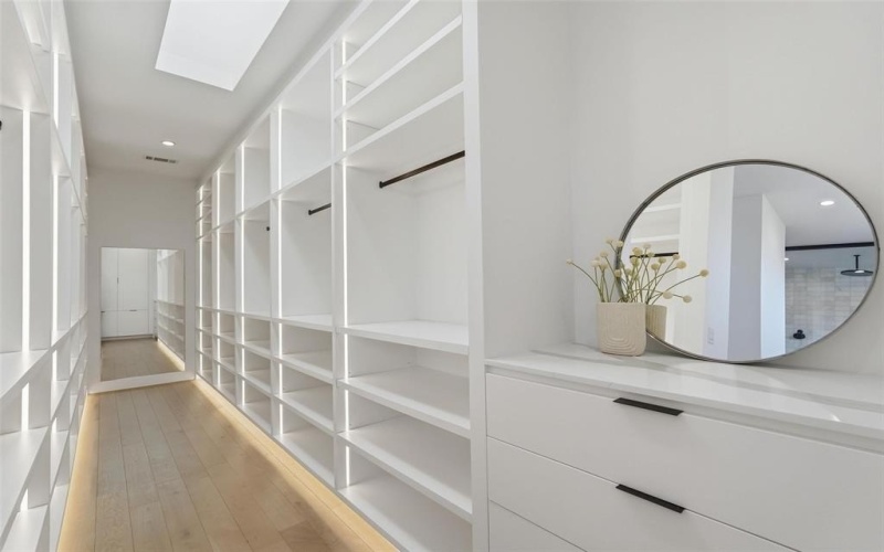 3633 Thedford Avenue, Dallas, TX 75209, 2 Bedrooms Bedrooms, ,2 BathroomsBathrooms,Residential,For Sale,3633 Thedford Avenue,0,21196319