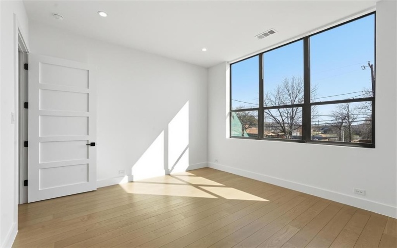 3633 Thedford Avenue, Dallas, TX 75209, 2 Bedrooms Bedrooms, ,2 BathroomsBathrooms,Residential,For Sale,3633 Thedford Avenue,0,21196319