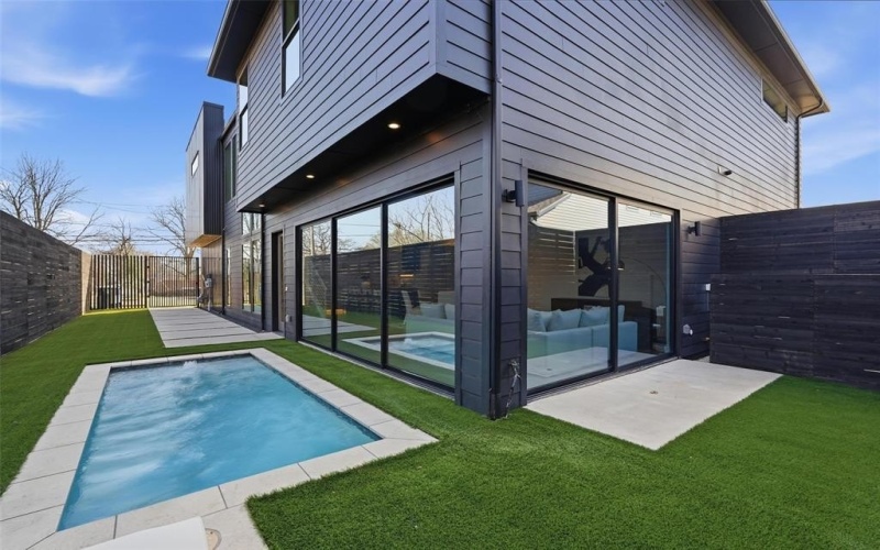 3633 Thedford Avenue, Dallas, TX 75209, 2 Bedrooms Bedrooms, ,2 BathroomsBathrooms,Residential,For Sale,3633 Thedford Avenue,0,21196319