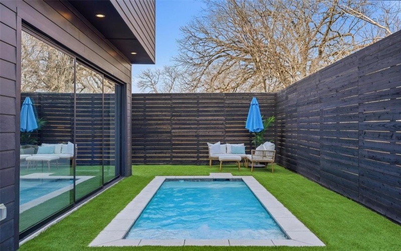 3633 Thedford Avenue, Dallas, TX 75209, 2 Bedrooms Bedrooms, ,2 BathroomsBathrooms,Residential,For Sale,3633 Thedford Avenue,0,21196319