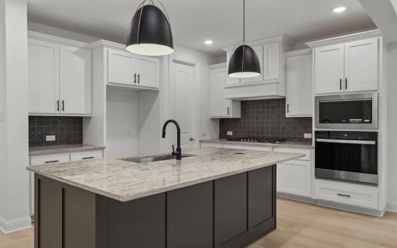 624 Dublin Drive, Celina, TX 75009, 4 Bedrooms Bedrooms, ,3 BathroomsBathrooms,Residential,For Sale,624 Dublin Drive,0,21196441