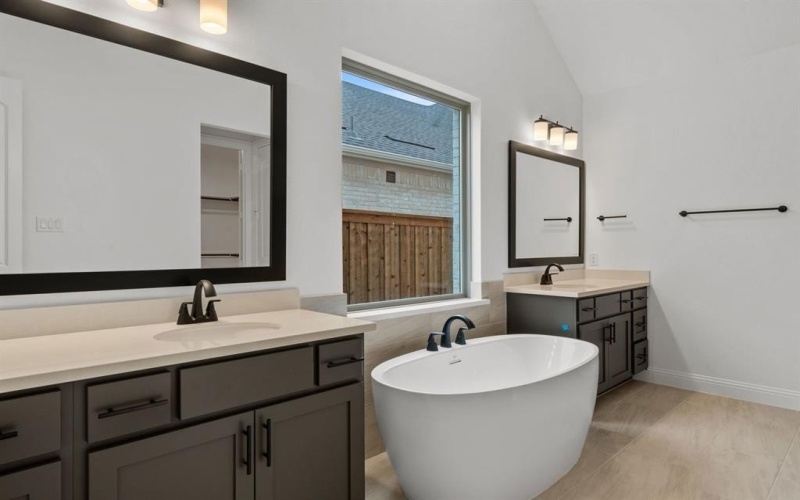 624 Dublin Drive, Celina, TX 75009, 4 Bedrooms Bedrooms, ,3 BathroomsBathrooms,Residential,For Sale,624 Dublin Drive,0,21196441