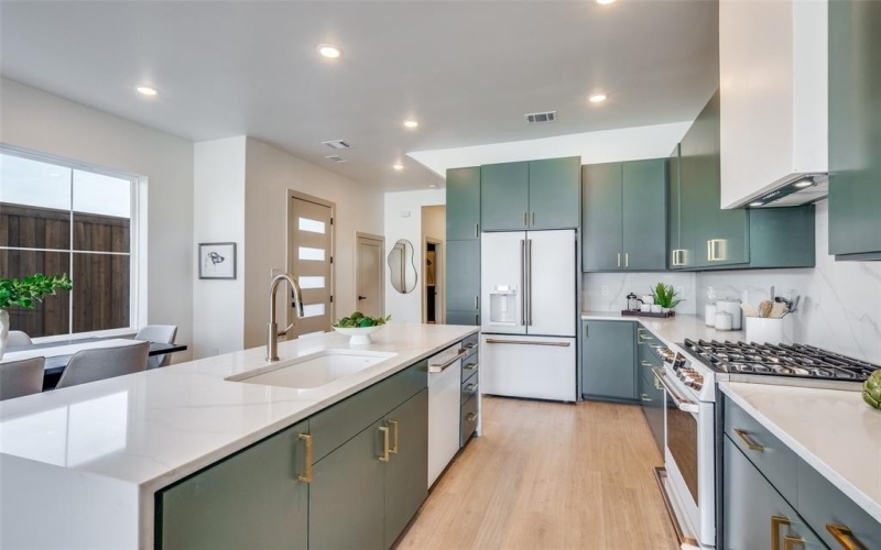 3613 lafayette, Fort Worth, TX 76107, 3 Bedrooms Bedrooms, ,2 BathroomsBathrooms,Residential,For Sale,3613 lafayette,0,21196482