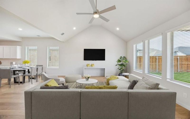 436 Hundred Acre Drive, Waxahachie, TX 75165, 4 Bedrooms Bedrooms, ,3 BathroomsBathrooms,Residential,For Sale,436 Hundred Acre Drive,0,21196541