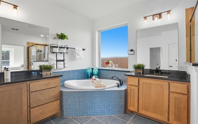 407 Sparrow Drive, Wylie, TX 75098, 5 Habitaciones Habitaciones , ,5 BañosBaños,Residential,En Venta,407 Sparrow Drive,0,21196693