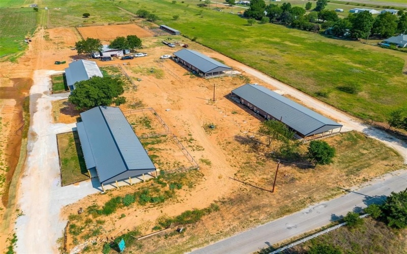 30 Frost LN, Mineral Wells, TX 76067, 16 Bedrooms Bedrooms, ,8 BathroomsBathrooms,Residential Multi Family,For Sale,30 Frost LN,20679877