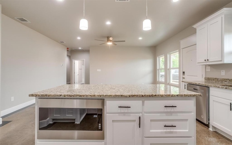 30 Frost LN, Mineral Wells, TX 76067, 16 Bedrooms Bedrooms, ,8 BathroomsBathrooms,Residential Multi Family,For Sale,30 Frost LN,20679877