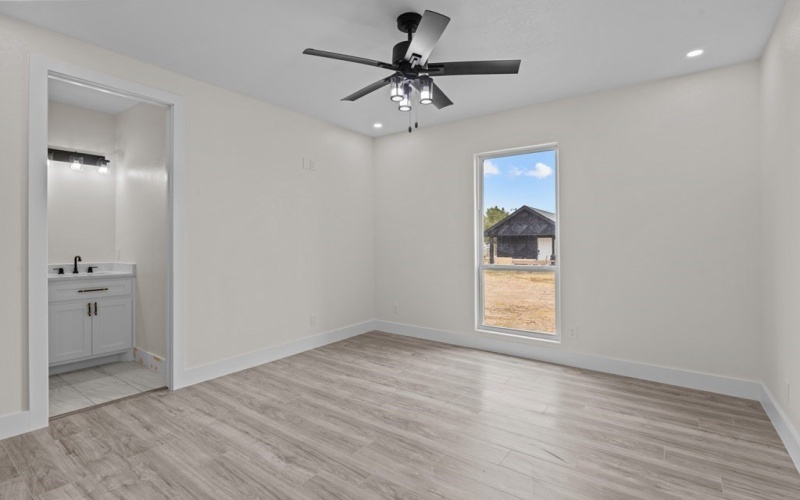 10535 W April, Odessa, TX 79764, 4 Bedrooms Bedrooms, ,3 BathroomsBathrooms,Residential,For Sale,10535 W April,0,165405