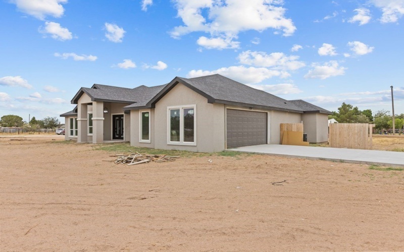 10535 W April, Odessa, TX 79764, 4 Bedrooms Bedrooms, ,3 BathroomsBathrooms,Residential,For Sale,10535 W April,0,165405