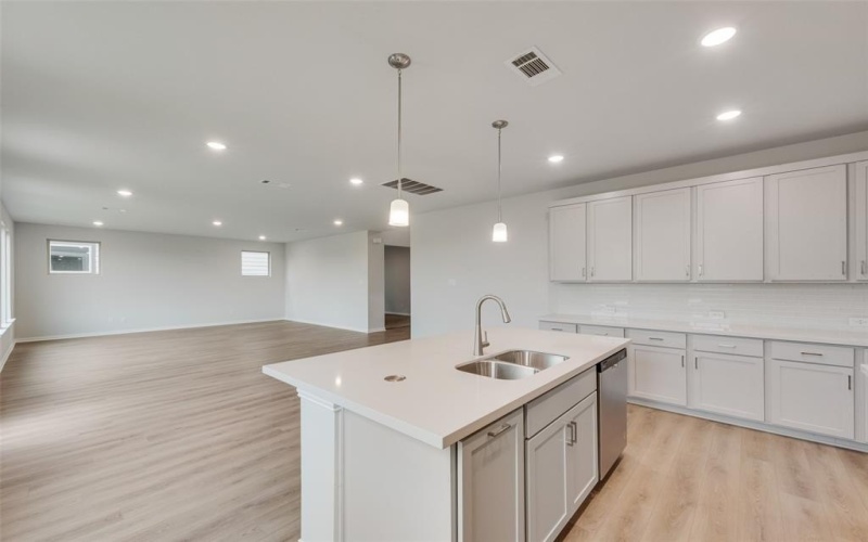 517 Marcus Lane, Crowley, TX 76036, 4 Habitaciones Habitaciones , ,3 BañosBaños,Residential,En Venta,517 Marcus Lane,0,21195874