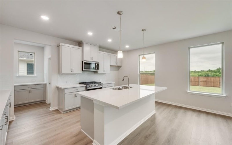 517 Marcus Lane, Crowley, TX 76036, 4 Habitaciones Habitaciones , ,3 BañosBaños,Residential,En Venta,517 Marcus Lane,0,21195874