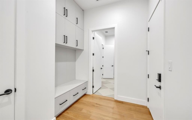 6231 McCommas Boulevard, Dallas, TX 75214, 5 Habitaciones Habitaciones , ,6 BañosBaños,Residential,En Venta,6231 McCommas Boulevard,0,21195932