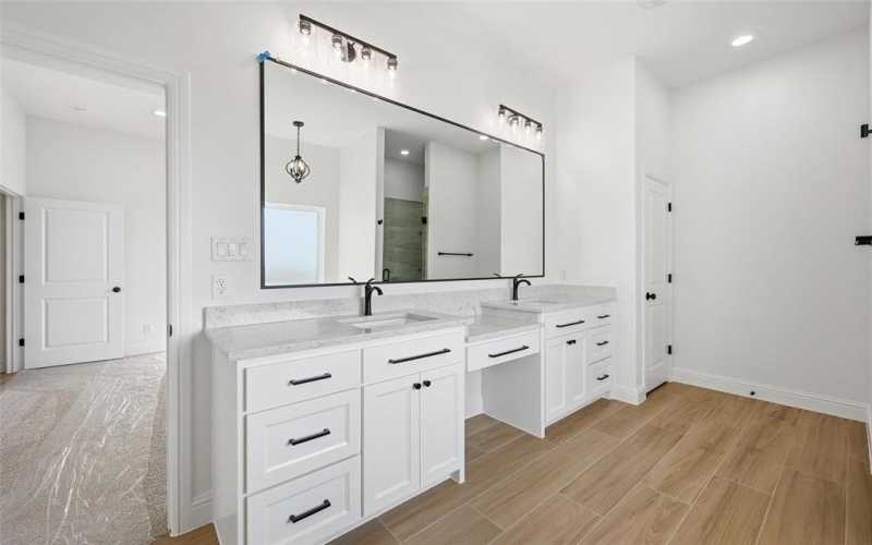 2008 Forest Bridge Drive, Azle, TX 76020, 4 Bedrooms Bedrooms, ,2 BathroomsBathrooms,Residential,For Sale,2008 Forest Bridge Drive,0,21195971